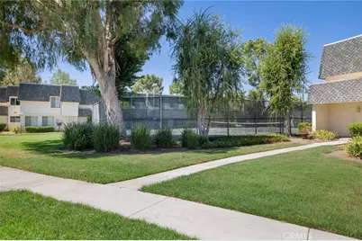 6511 Wystone Avenue #4, Reseda, CA 91335 - Photo 23