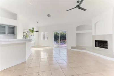 2011 W Avenue J5, Lancaster, CA 93536 - Photo 3