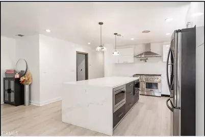 5022 Lindley Avenue, Encino, CA 91316 - Photo 11