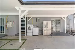 5022 Lindley Ave, Encino, CA 91316 - Photo 37