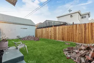 2007 W 94th St, Los Angeles, CA 90047 - Photo 27