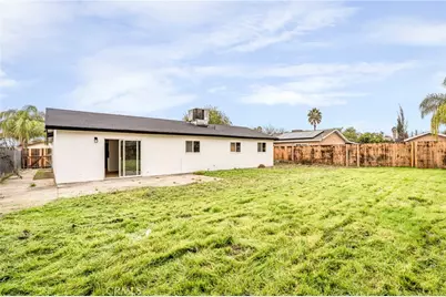 4600 Lantados, Bakersfield, CA 93307 - Photo 33