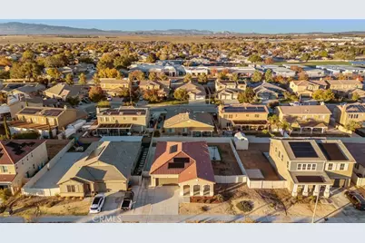 6135 W Avenue J9, Lancaster, CA 93536 - Photo 5