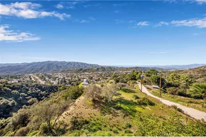 6134 Sister Elsie Drive, Tujunga, CA 91042 - Photo 15