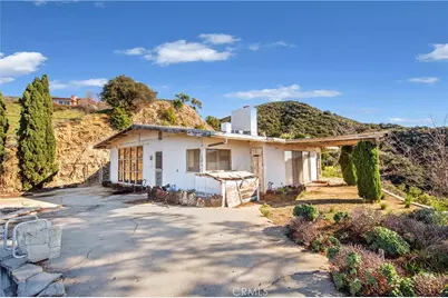 6134 Sister Elsie Drive, Tujunga, CA 91042 - Photo 3