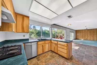 13905 Kopany, Sylmar, CA 91342 - Photo 13