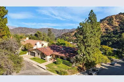 1300 Daily Cir., Glendale, CA 91208 - Photo 3