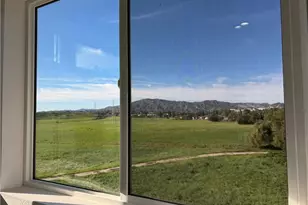 12515 Haleh Ln, Sylmar, CA 91342 - Photo 9