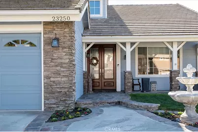 23250 Sherwood Place, Valencia, CA 91354 - Photo 5