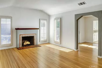 1185 Hauser Boulevard #1185, Los Angeles, CA 90019 - Photo 7