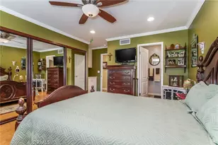 26457 Oak Highland Dr, Newhall, CA 91321 - Photo 13