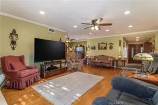 26457 Oak Highland Dr, Newhall, CA 91321 - Photo 5