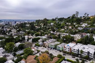 2421 N Beachwood, Los Angeles, CA 90068 - Photo 17