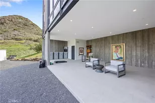 10120 Yerba Buena Rd, Malibu, CA 90265 - Photo 17