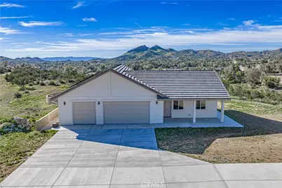 10540 Darling Road, Agua Dulce, CA 91390 - Photo 1