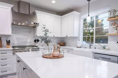 3134 Griffon Court, Simi Valley, CA 93065 - Photo 17