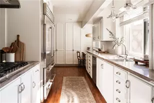 10225 Valley Spring Ln, Toluca Lake, CA 91602 - Photo 9