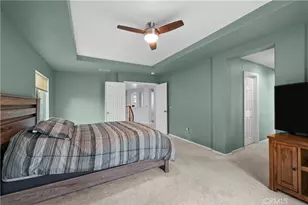 28640 Silverking Trail, Saugus, CA 91390 - Photo 25