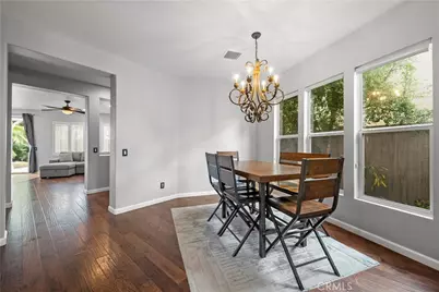 28640 Silverking Trail, Saugus, CA 91390 - Photo 11