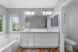 28640 Silverking Trail, Saugus, CA 91390 - Photo 29