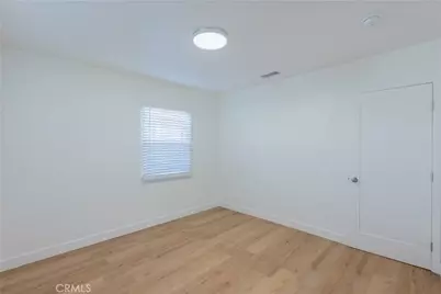 19034 Wyandotte Avenue, Reseda, CA 91335 - Photo 21