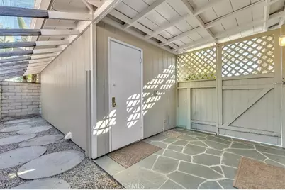 5227 Buffalo, Sherman Oaks, CA 91401 - Photo 59