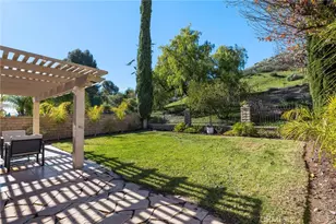 28205 Stonington Ln, Saugus, CA 91350 - Photo 49