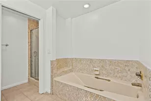 1880 Veteran Ave #Ph 306, Los Angeles, CA 90025 - Photo 29