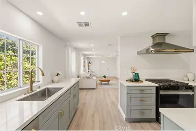 10607 Whitegate Avenue, Sunland, CA 91040 - Photo 9