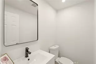 10607 Whitegate Ave, Sunland, CA 91040 - Photo 13