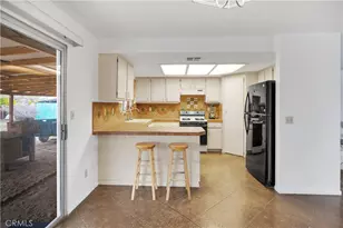 16173 Newmont, Lancaster, CA 93535 - Photo 9