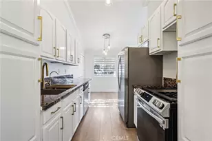 7439 Woodman Ave, Van Nuys, CA 91405 - Photo 11