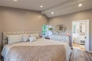 29068 Lake Dr, Agoura Hills, CA 91301 - Photo 27