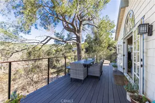 29068 Lake Dr, Agoura Hills, CA 91301 - Photo 25