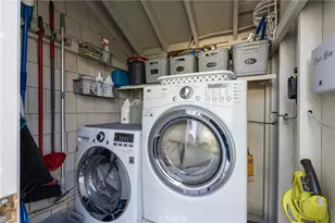 29068 Lake Dr, Agoura Hills, CA 91301 - Photo 41