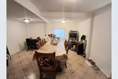 10427 Kewen, Pacoima, CA 91331 - Photo 11