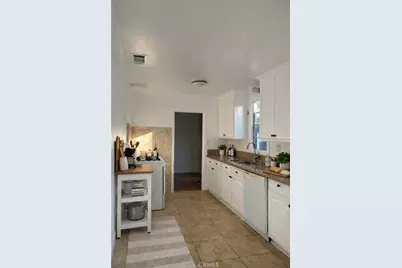 1185 Hauser Boulevard, Los Angeles, CA 90019 - Photo 25
