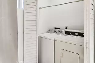 1185 Hauser Blvd, Los Angeles, CA 90019 - Photo 23