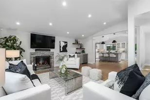 4032 Towhee Dr, Calabasas, CA 91302 - Photo 11