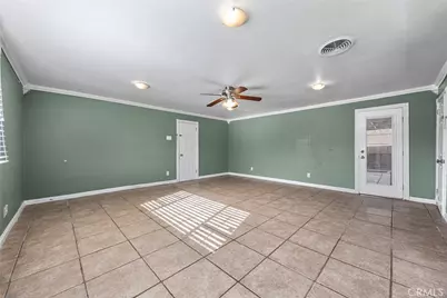 201 Oleander, Bakersfield, CA 93304 - Photo 7