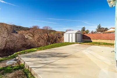 42718 Coolcrest Drive, Lake Hughes, CA 93532 - Photo 29