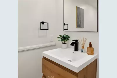 26008 Alizia Canyon #C, Calabasas, CA 91302 - Photo 3