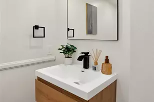 26008 Alizia Canyon, Calabasas, CA 91302 - Photo 3