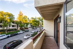 18028 Saratoga, Canyon Country, CA 91387 - Photo 27