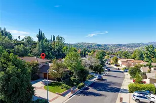 22548 Waterbury St, Woodland Hills, CA 91364 - Photo 29