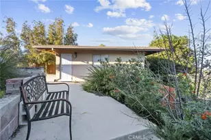 5120 Escobedo Dr, Woodland Hills, CA 91364 - Photo 31