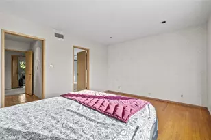 5120 Escobedo Dr, Woodland Hills, CA 91364 - Photo 21