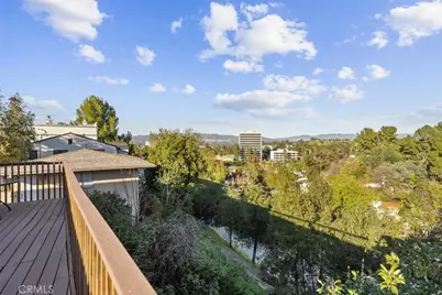 5120 Escobedo Drive, Woodland Hills, CA 91364 - Photo 21