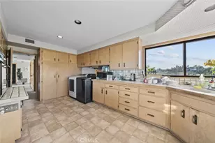 5120 Escobedo Dr, Woodland Hills, CA 91364 - Photo 17