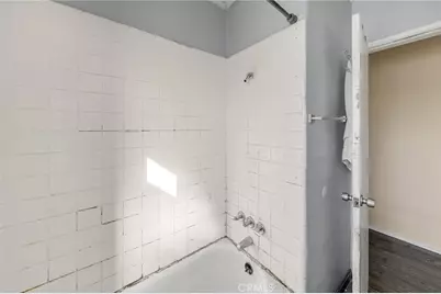 2106 W Cerritos, Anaheim, CA 92804 - Photo 21